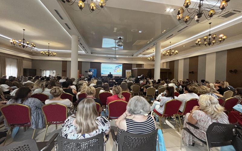 Konferencja edukacyjna „Świadomi nauczyciele, zaangażowani rodzice, szczęśliwe dzieci” 26.08.2024 – fotorelacja